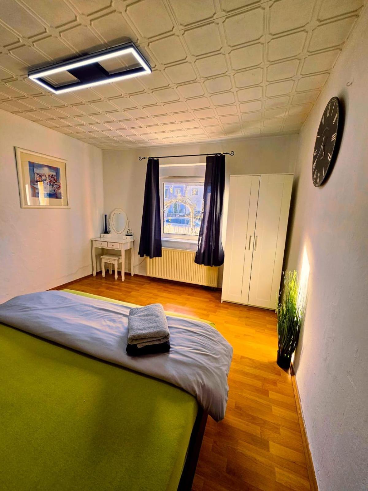 Villa Gartenwohnung Mit Terrasse 2