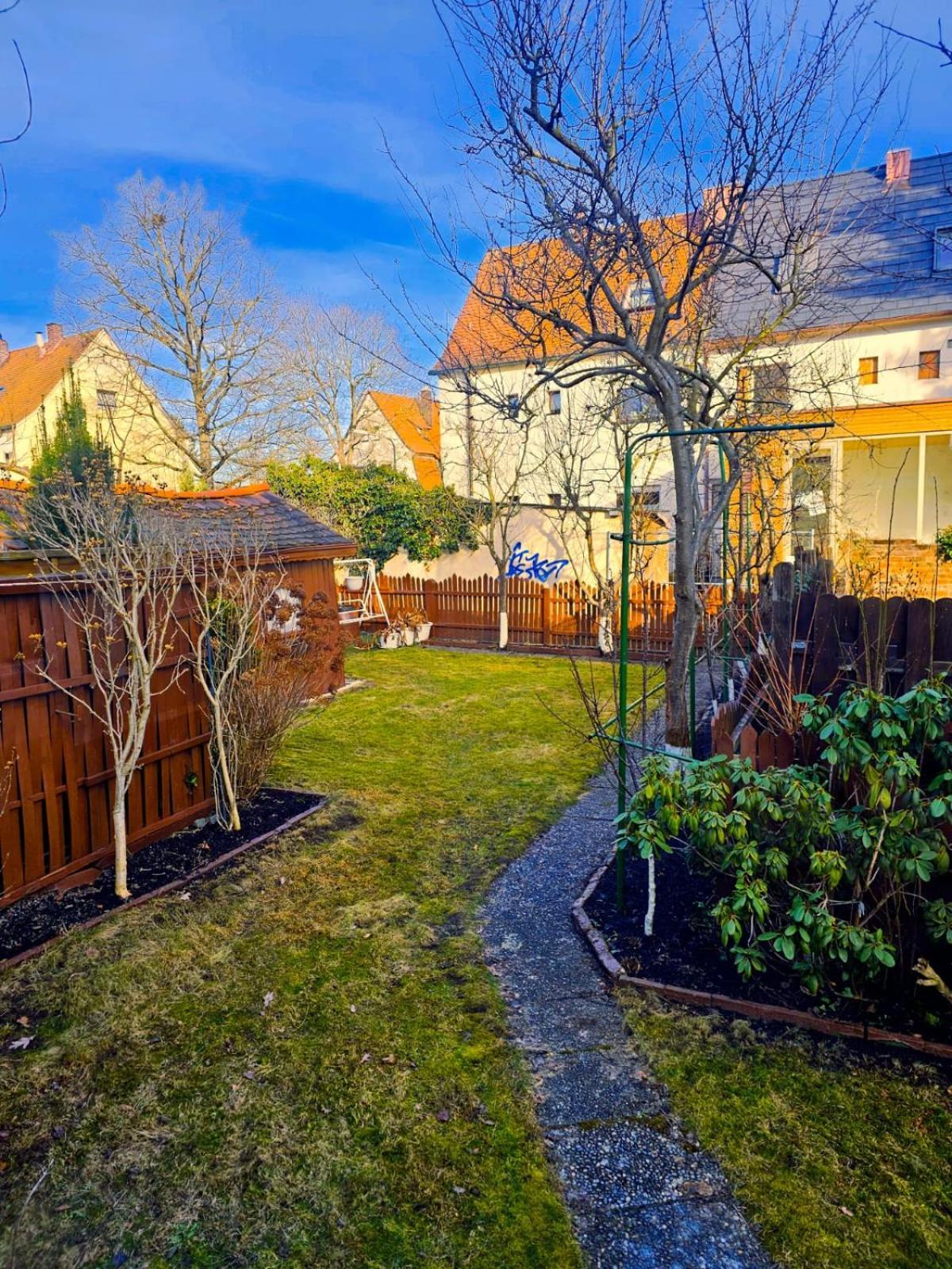 Gartenwohnung Mit Terrasse 2